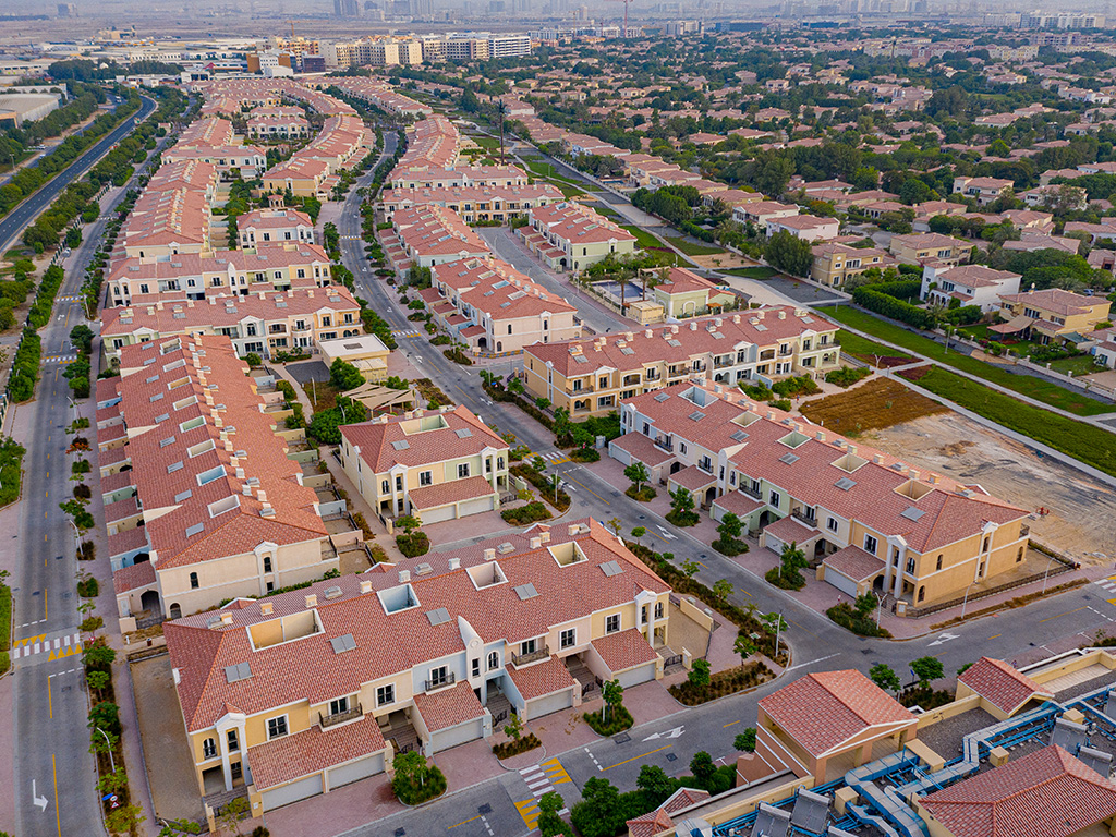 Construction of Green Community West phase 3 commenced Number of tenants crossed approx. 3,400